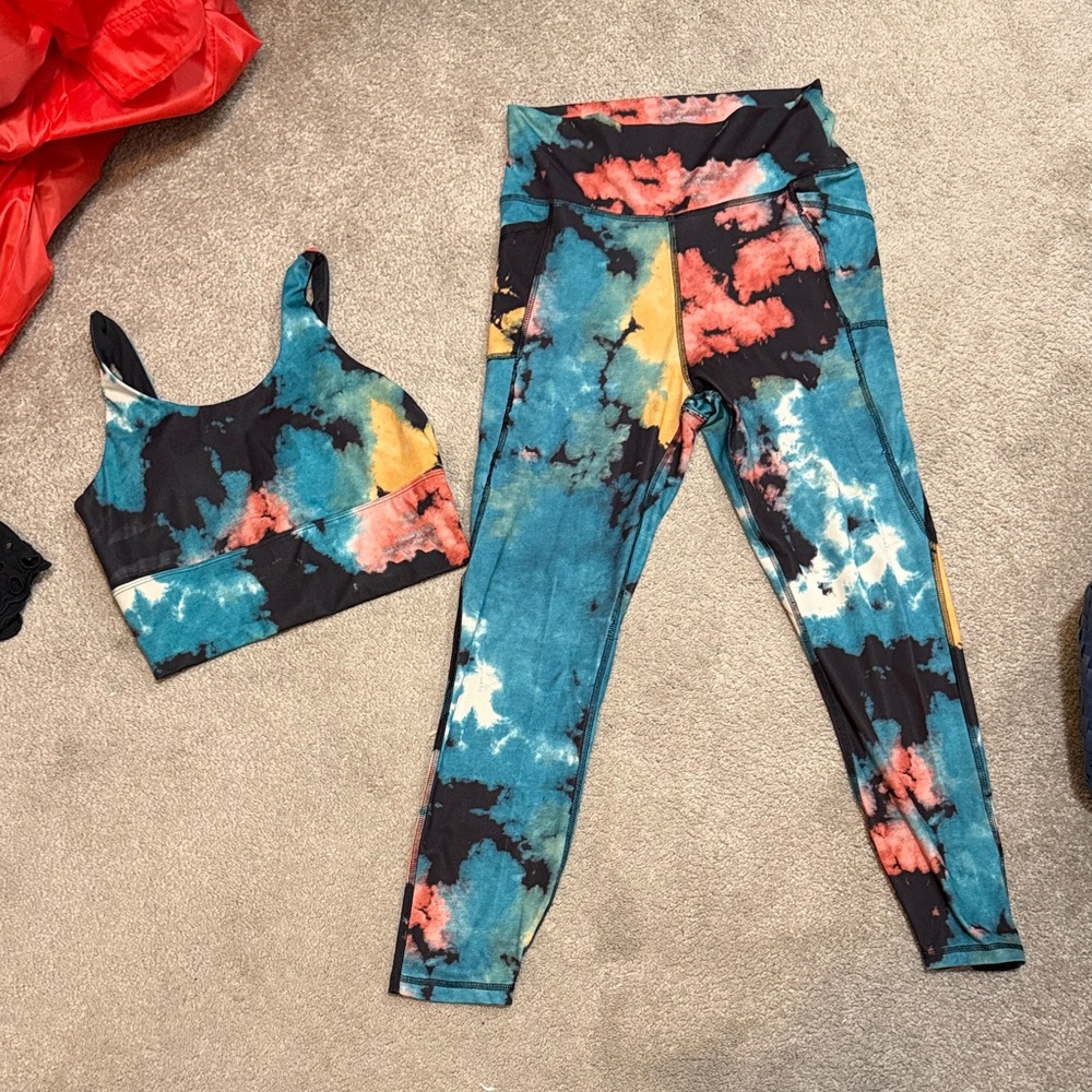 Vibrant Tie-Dye Leggings